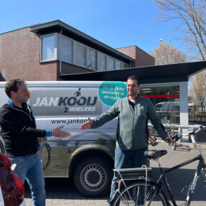 Stichting-barmhartige-fiets-aflevering-fiets-homepage