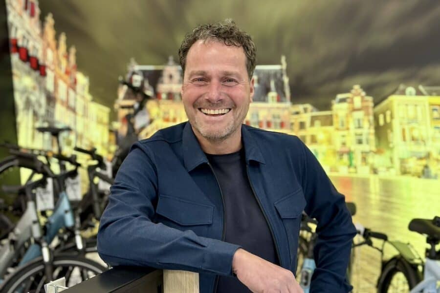 Maarten-Akkers-voorzitter-stichting-barmhartige-fiets